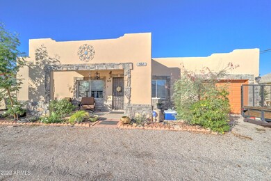 582 S Main Dr-3