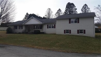 53 Kaup Ave, Tamaqua, PA 18252 - photo 2