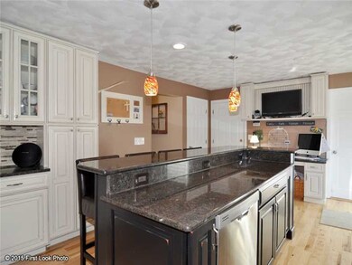 676 Weaver Hill Rd, Coventry, RI 02816 - photo 5