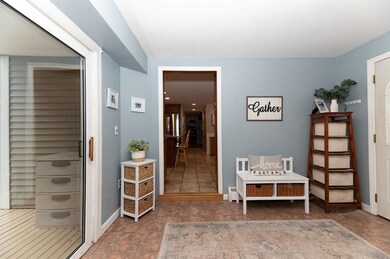 7 Twin Isles Rd, Londonderry, NH 03053 - photo 6