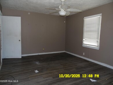 625 Isler St, Goldsboro, NC 27530 - photo 4