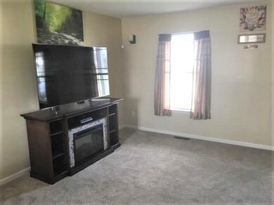 Living Room 200 X 128