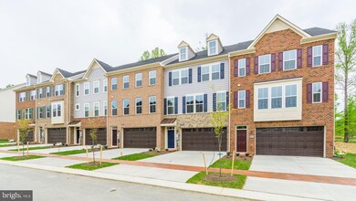 3834 Effie Fox Way unit 905B, Upper Marlboro, MD 20774 - photo 7