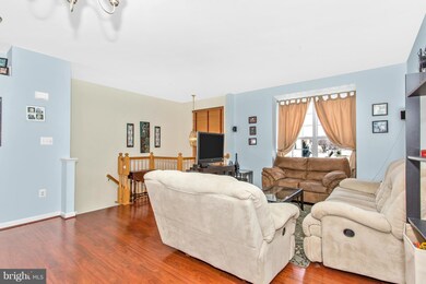 1902 Crossing Stone Ct, Frederick, MD 21702 - photo 3