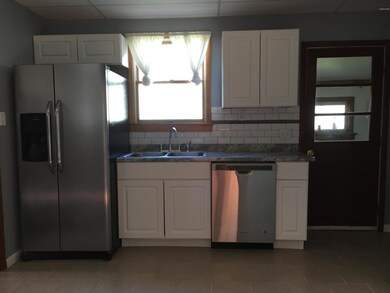 125 Danforth Ave, Pittsfield, MA 01201 - photo 7