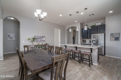 4) KITCHEN