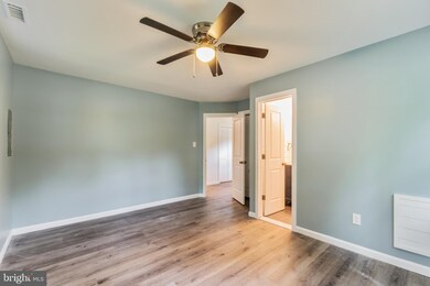 501 Locust St, Hammonton, NJ 08037 - photo 5