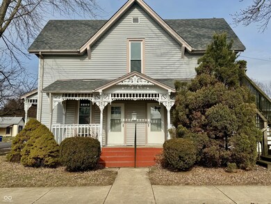 714 W Washington St, Shelbyville, IN 46176 - photo 2