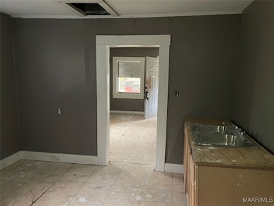 735 Alexander St, Montgomery, AL 36108 - photo 2