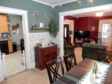 147 Brunswick Rd, Troy, NY 12180 - photo 6