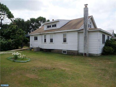 146 Cross Keys Rd, Berlin, NJ 08009 - photo 2