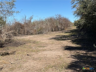 000 Bugle Ln, Victoria, TX 77905 - photo 6