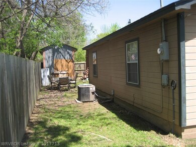 900 Pine St, Muldrow, OK 74948 - photo 3