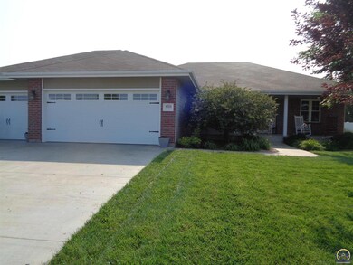 4524 SW Misty Harbor Dr, Topeka, KS 66610 - photo 3