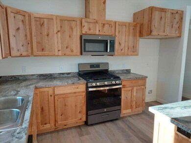 Kitchen2 (2)