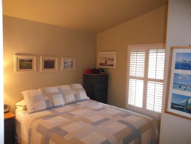 Guest bedroom