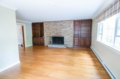 182 Weaver St, Greenwich, CT 06831 - photo 5