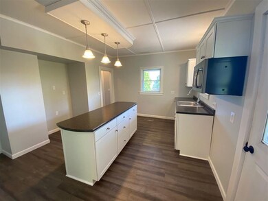 181 Middle St, Newport, VT 05855 - photo 5