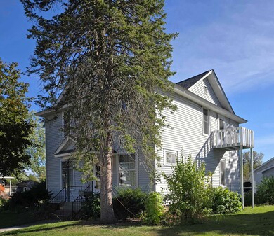 850 Oak St, Wisconsin Rapids, WI 54494 - photo 2