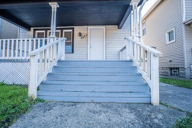 1211 Sullivant-41