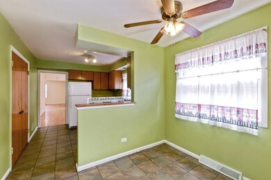 6436 N Washtenaw Ave, Chicago, IL 60645 - photo 7