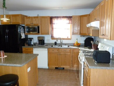 9 Bailey Rd, Fairfax, VT 05454 - photo 7