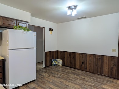 832 E Graceway Dr, Napoleon, OH 43545 - photo 4