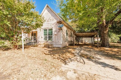 104 School House Rd, Paradise, TX 76073 - photo 4