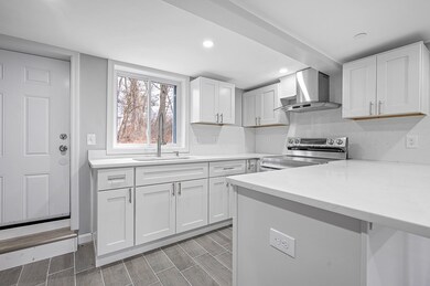 73 Orient St, Worcester, MA 01604 - photo 3