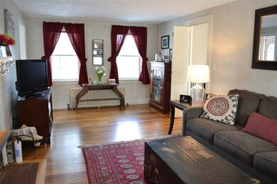 493 Dennett St, Portsmouth, NH 03801 - photo 3