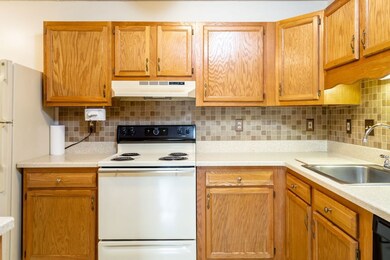 105 Hailey Ln unit D8, Strasburg, VA 22657 - photo 2