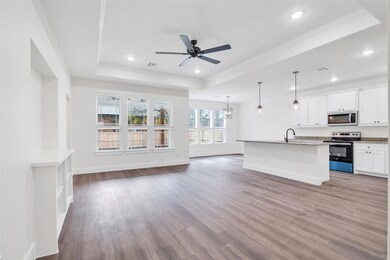 916 W Crawford St, Denison, TX 75020 - photo 4