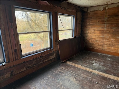 901 W 7th St, West Frankfort, IL 62896 - photo 6