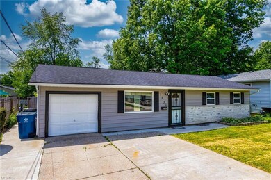 1932 E 40th St, Lorain, OH 44055 - photo 4