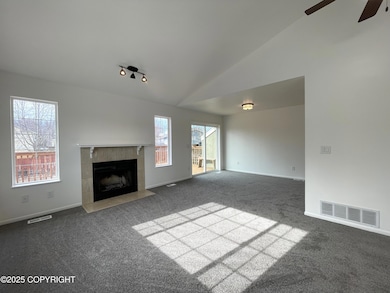 Spacious living room