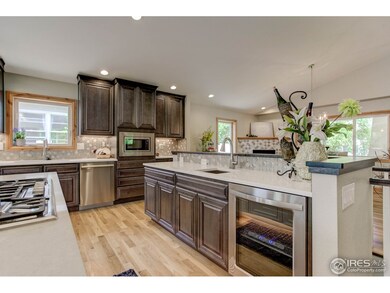 BEVERAGE COOLER/WET BAR