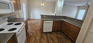 7011 Alabonson Rd, Houston, TX 77088 - photo 6