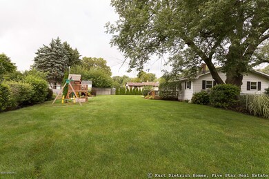 7415-Coconut-Drive-Jenison_backyard
