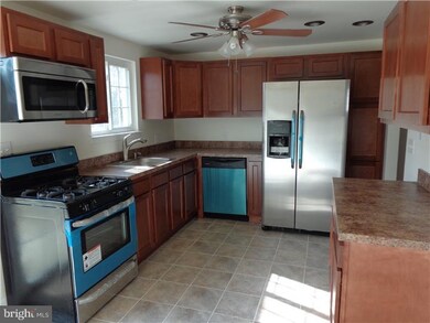 70 Birkshire Rd, New Castle, DE 19720 - photo 2