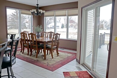 3111 Bay Shore Bend SE, Mandan, ND 58554 - photo 6