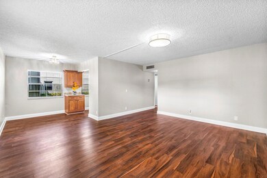 733 Normandy P unit 7330, Delray Beach, FL 33484 - photo 2