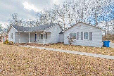 102 Tanglewood Dr, Manchester, TN 37355 - photo 3