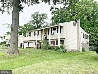 20 Hedgerow Dr, Morrisville, PA 19067 - photo 3