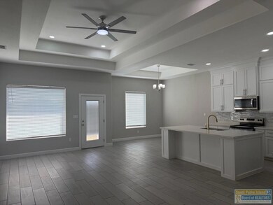 413 Valle Alto Dr, Los Fresnos, TX 78566 - photo 4