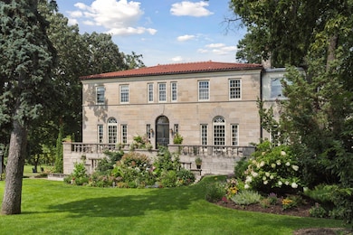 2308 W Lake of the Isles Pkwy, Minneapolis, MN 55405 - photo 3