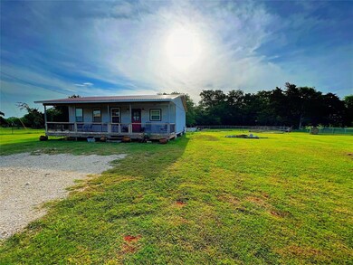 150 Graydon Rd, Whitesboro, TX 76273 - photo 5