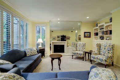 133 Litchfield Ln, Houston, TX 77024 - photo 2