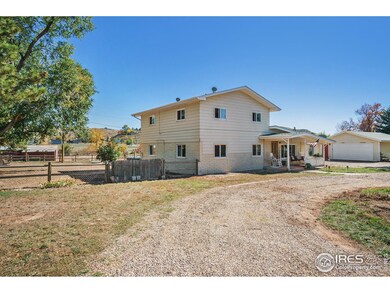 Driveway w/ plenty of space for RV Parking