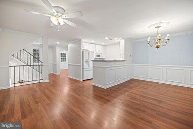 10460 Parthenon Ct, Bethesda, MD 20817 - photo 4