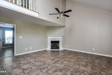 001-photo-living-room-6985218